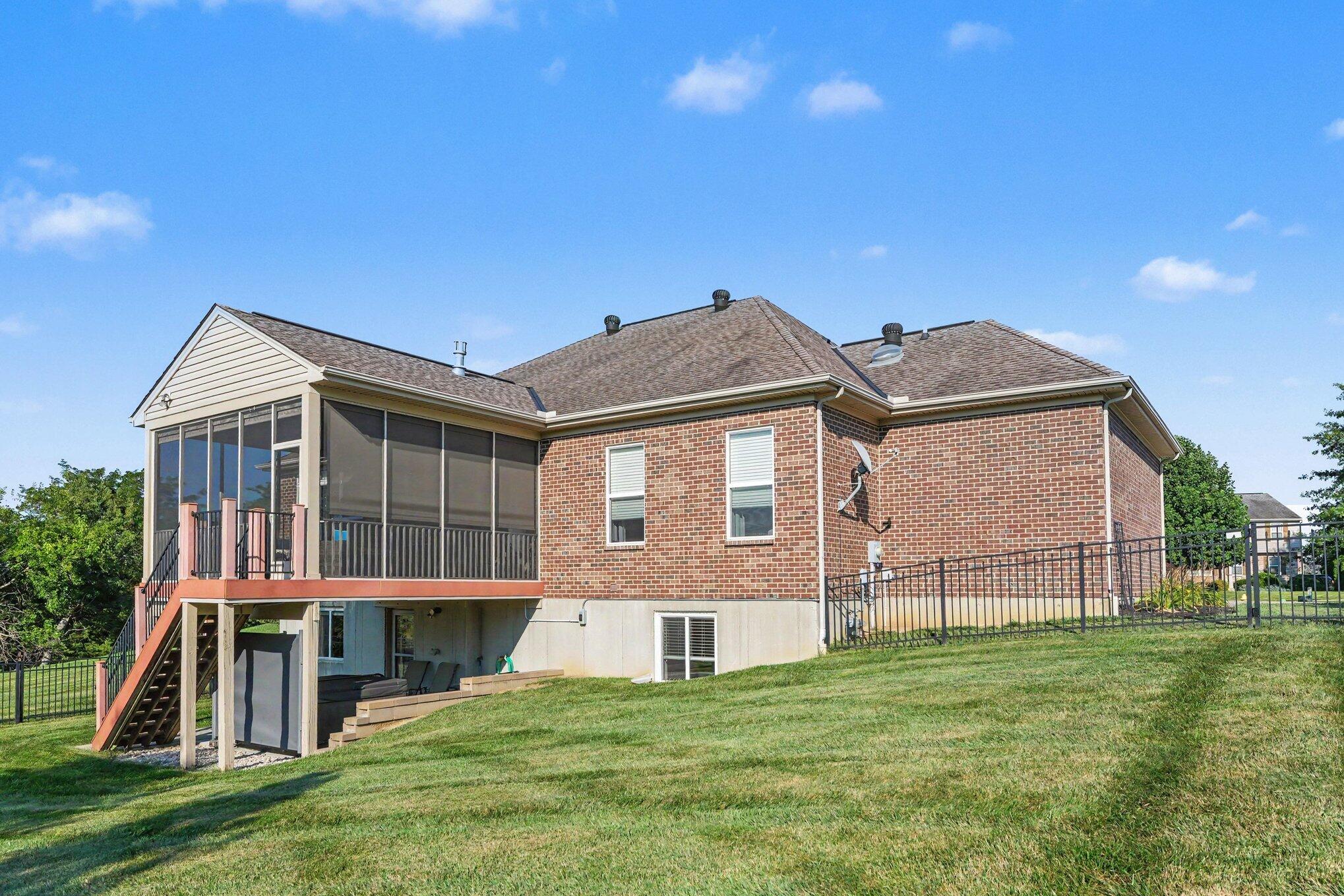 9403 Riviera Drive Union, KY 41091 - Photo 32 of 38 All Brick Quality