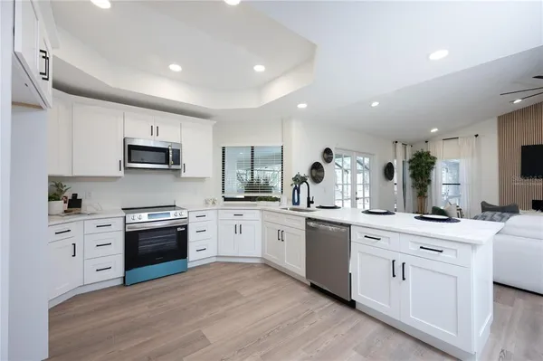 $679,900 | 14817 Farnham Way, Tampa, FL 33624