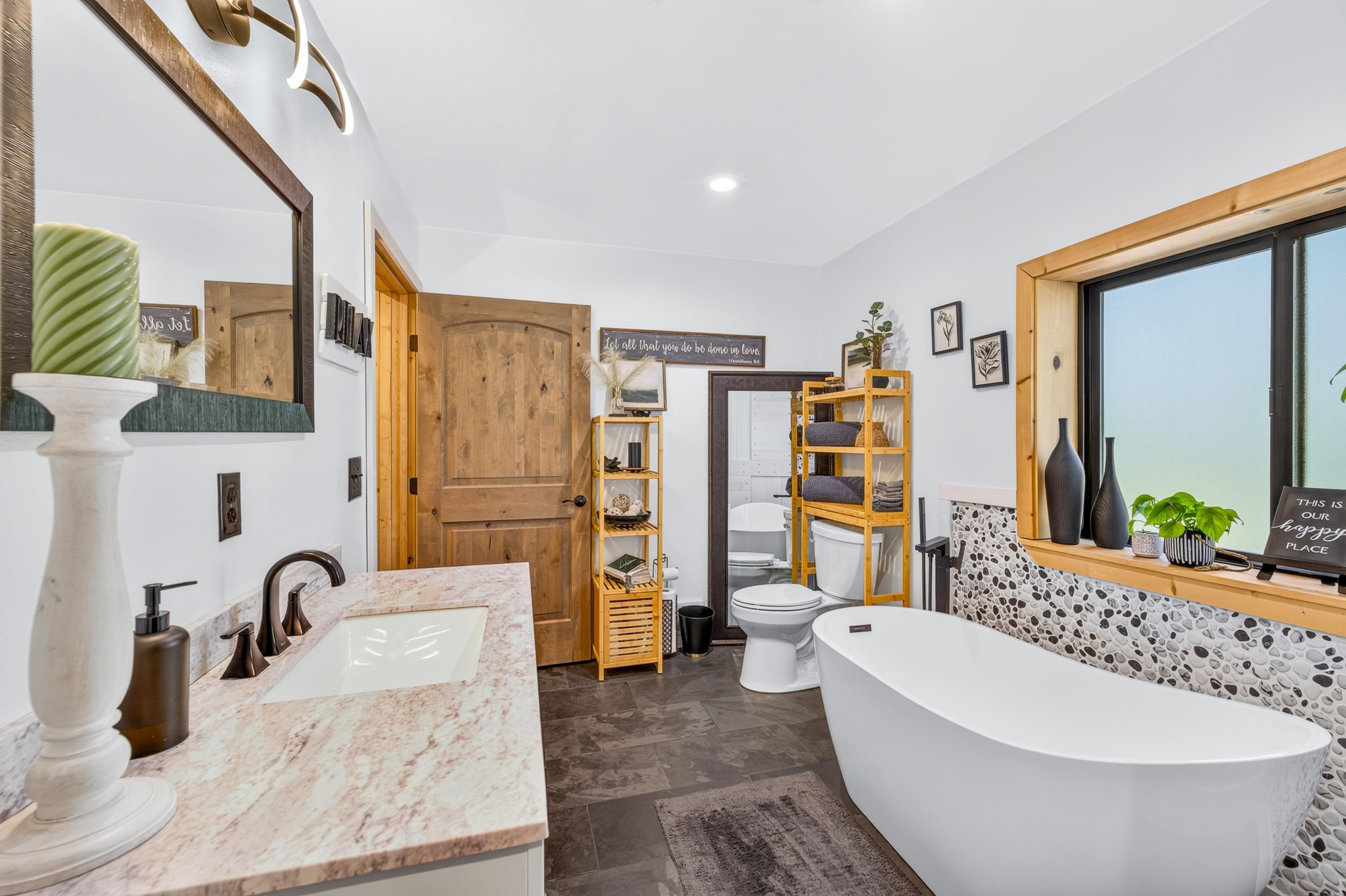 5186 Hunter Ridge Way Hunters, WA 99137 - Photo 23 of 49 Gallery Image 23
