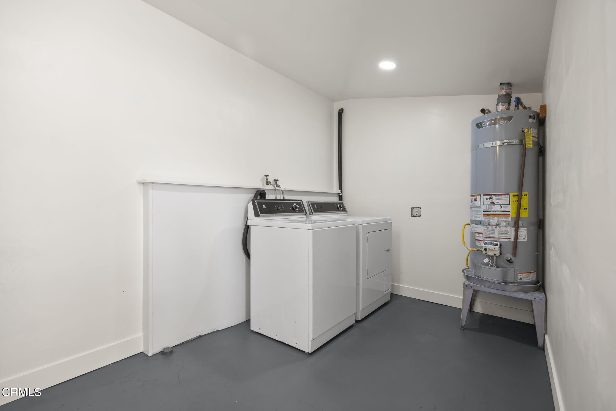 403 Burnham Road Oak View, CA 93022 - Photo 21 of 24 22-web-or-mls-Upmarketmedia_403Bur-72