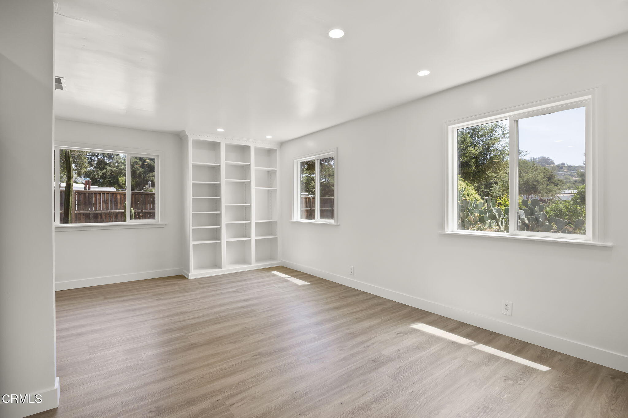 403 Burnham Road Oak View, CA 93022 - Photo 7 of 24 8-web-or-mls-Upmarketmedia_403Bur-24a