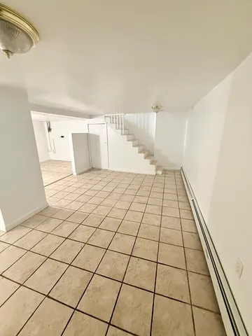 $3,000 | 117 Coburn Street, Unit 1, Lowell, MA 01850