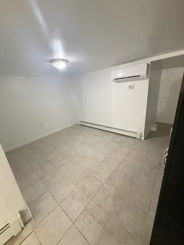 $3,000 | 117 Coburn Street, Unit 1, Lowell, MA 01850