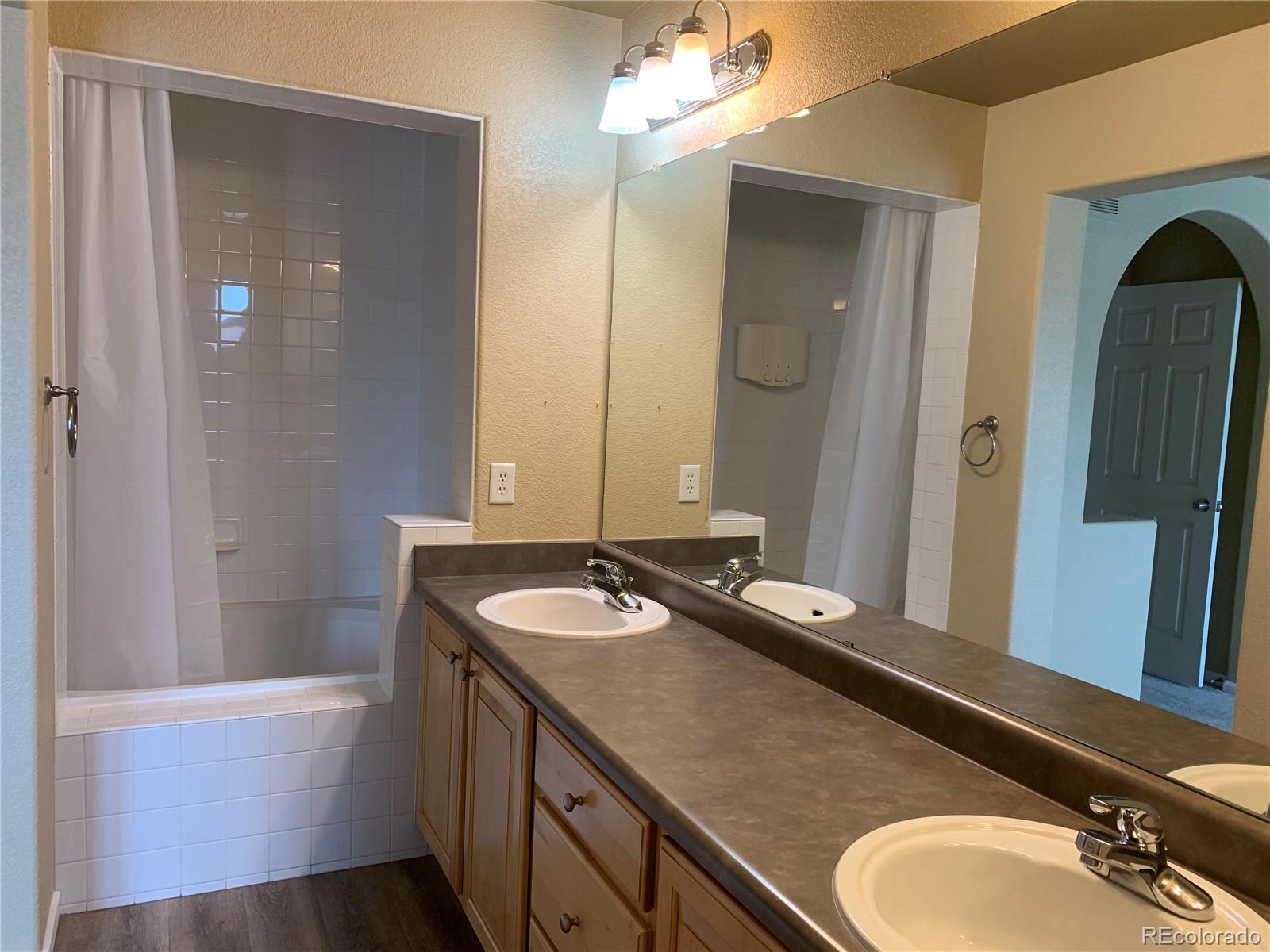 10622 Cherrybrook Circle Highlands Ranch, CO 80126 - Photo 13 of 25