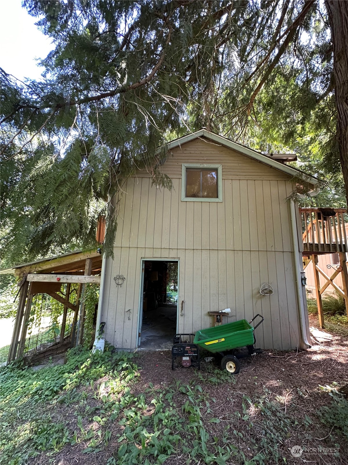 18850 Southeast 161st Street Renton, WA 98058 - Photo 6 of 6 Gallery Image 6