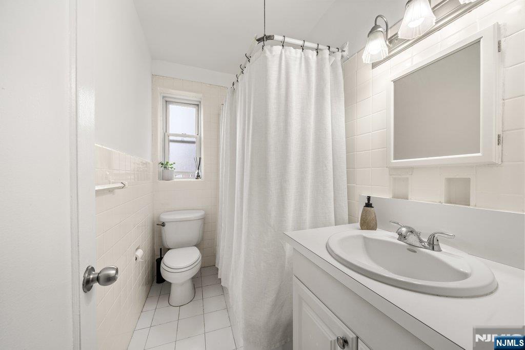 155 Union Avenue, Unit 212 Rutherford, NJ 07070 - Photo 6 of 11