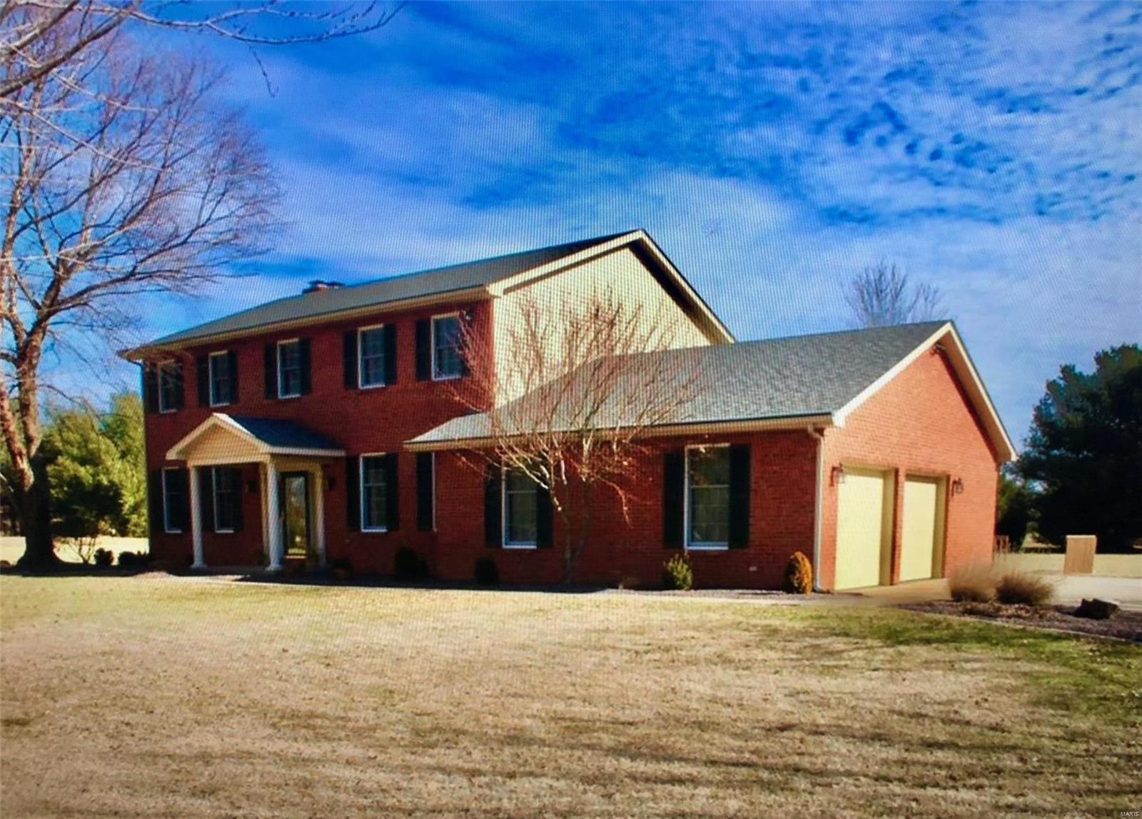 10 Rockingham Place Belleville, IL 62223 - Photo 2 of 31 Gallery Image 2