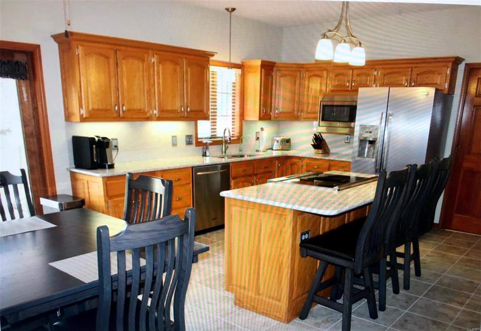 10 Rockingham Place Belleville, IL 62223 - Photo 5 of 31 Gallery Image 5