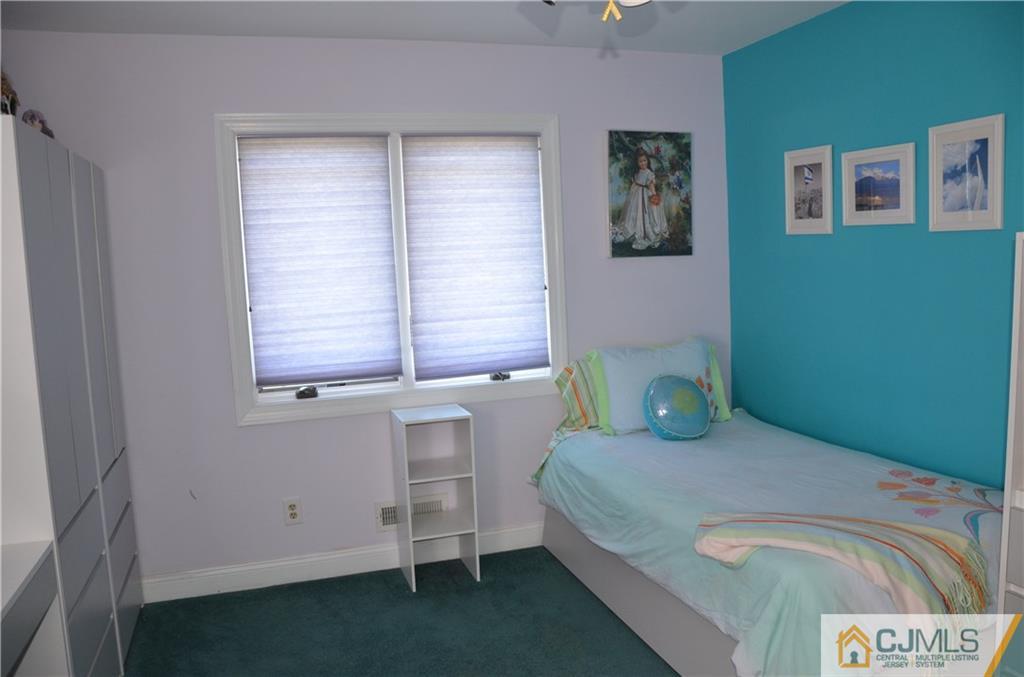 66 Hamlin Road Edison, NJ 08817 - Photo 16 of 25 Gallery Image 16