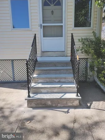 $449,000 | 519 Walnut Lane, Unit 1, Swarthmore, PA 19081