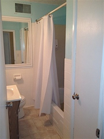 1701 South Nebo Road Yorktown, IN 47396 - Photo 10 of 12 Gallery Image 10