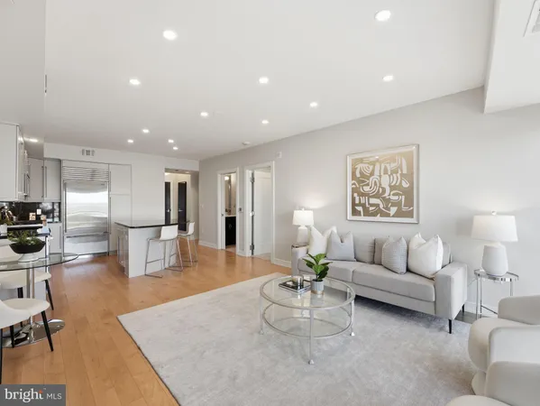 $785,000 | 1111 19th Street North, Unit 2110, Arlington, VA 22209