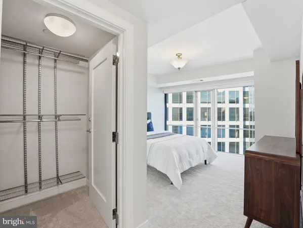 $785,000 | 1111 19th Street North, Unit 2110, Arlington, VA 22209