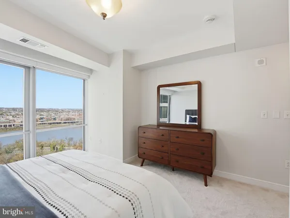 $785,000 | 1111 19th Street North, Unit 2110, Arlington, VA 22209