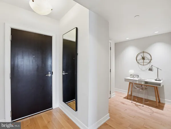 $785,000 | 1111 19th Street North, Unit 2110, Arlington, VA 22209