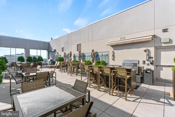 $785,000 | 1111 19th Street North, Unit 2110, Arlington, VA 22209