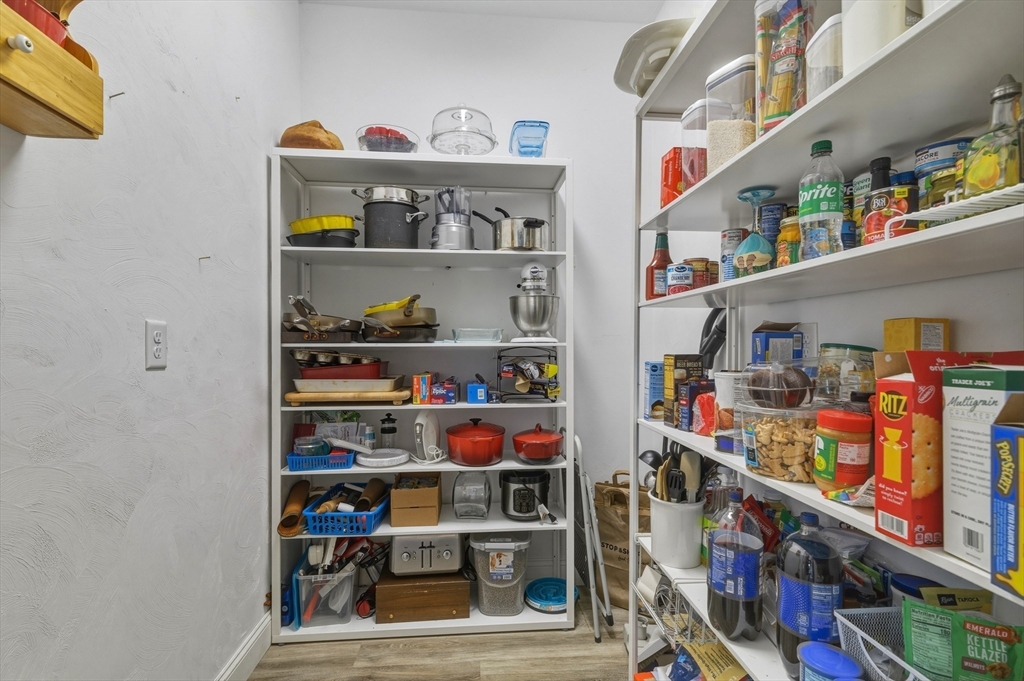 9 Oliver Road Weymouth, MA 02189 - Photo 11 of 41