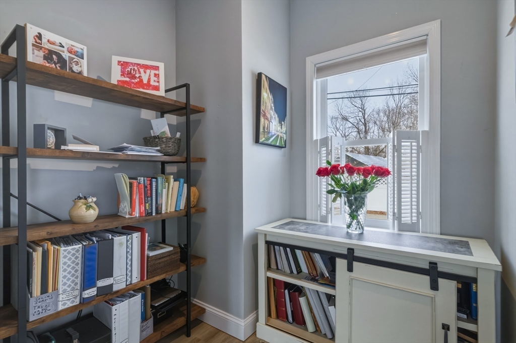 9 Oliver Road Weymouth, MA 02189 - Photo 12 of 41