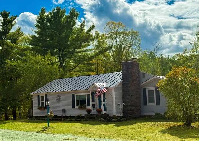 $424,900 | 31 Lakota Road, Barnard, VT 05091