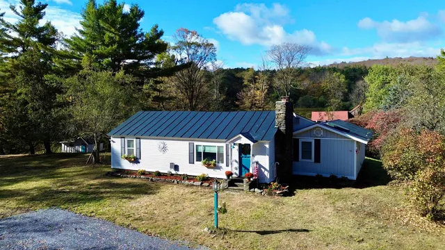 $424,900 | 31 Lakota Road, Barnard, VT 05091