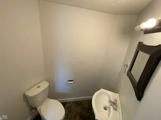 $899 | 815 South Calumet Street, Kokomo, IN 46901