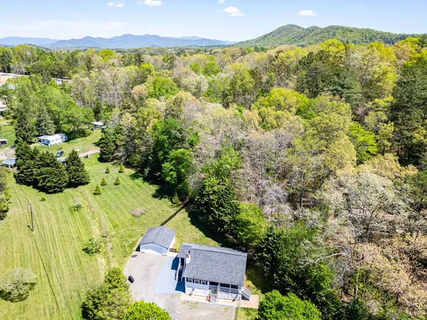 $360,000 | 25 Winchester Woods Drive, Murphy, NC 28906