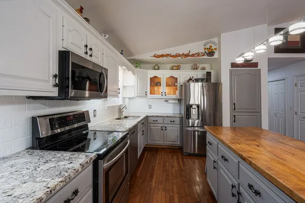$360,000 | 25 Winchester Woods Drive, Murphy, NC 28906