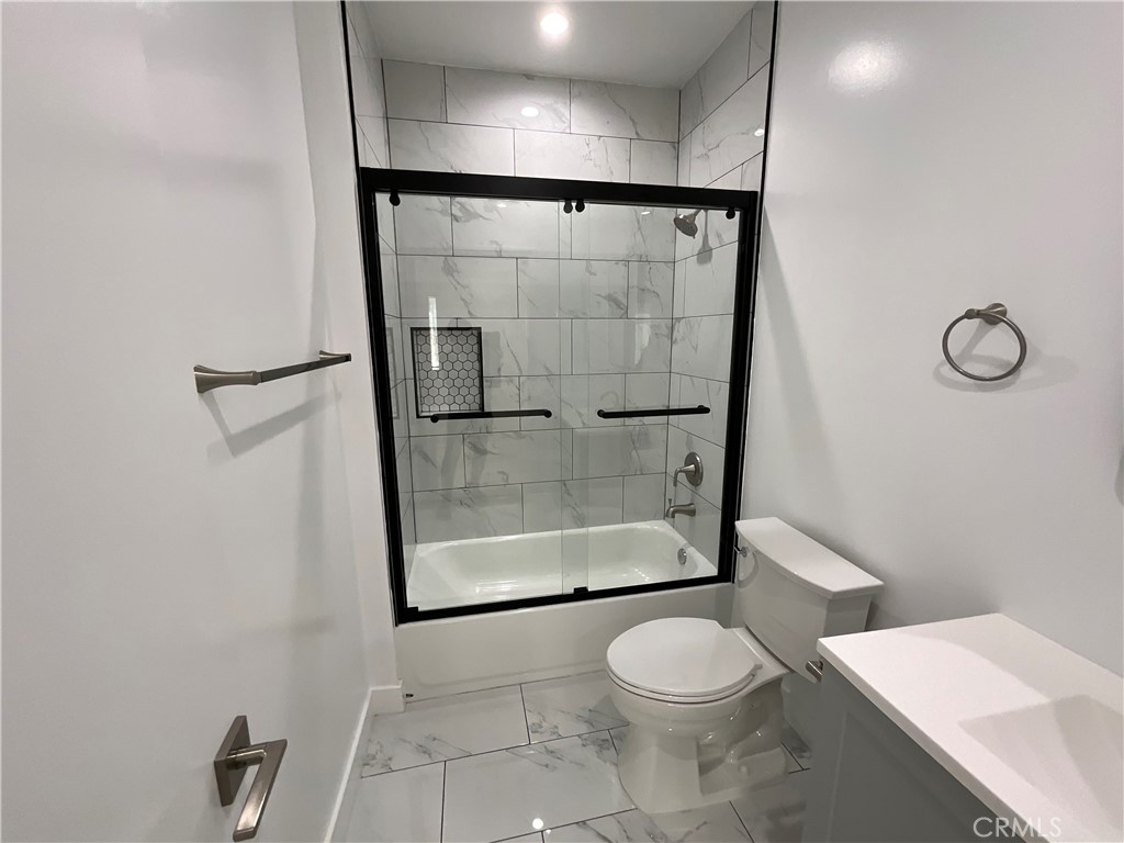 5952 Balcom Avenue Encino, CA 91316 - Photo 13 of 16