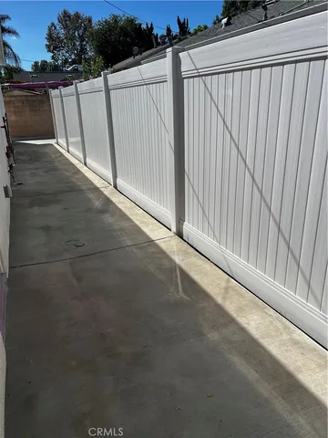 $2,795 | 5952 Balcom Avenue, Encino, CA 91316