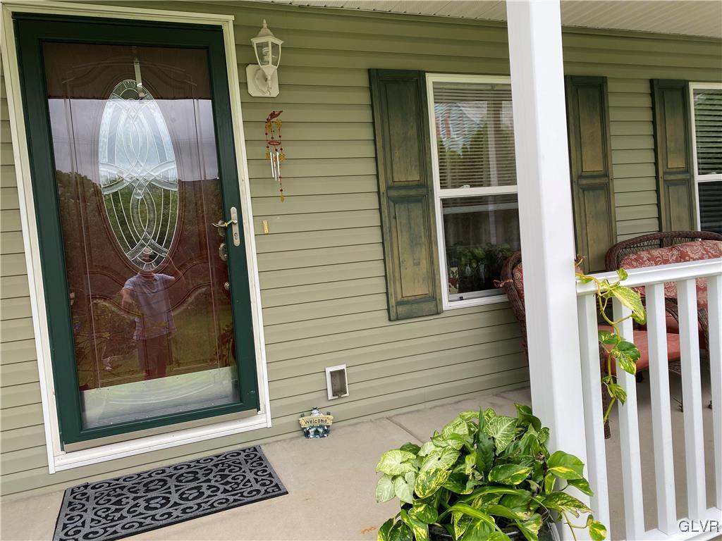 2640 Levans Road Coplay, PA 18037 - Photo 2 of 39 Gallery Image 2