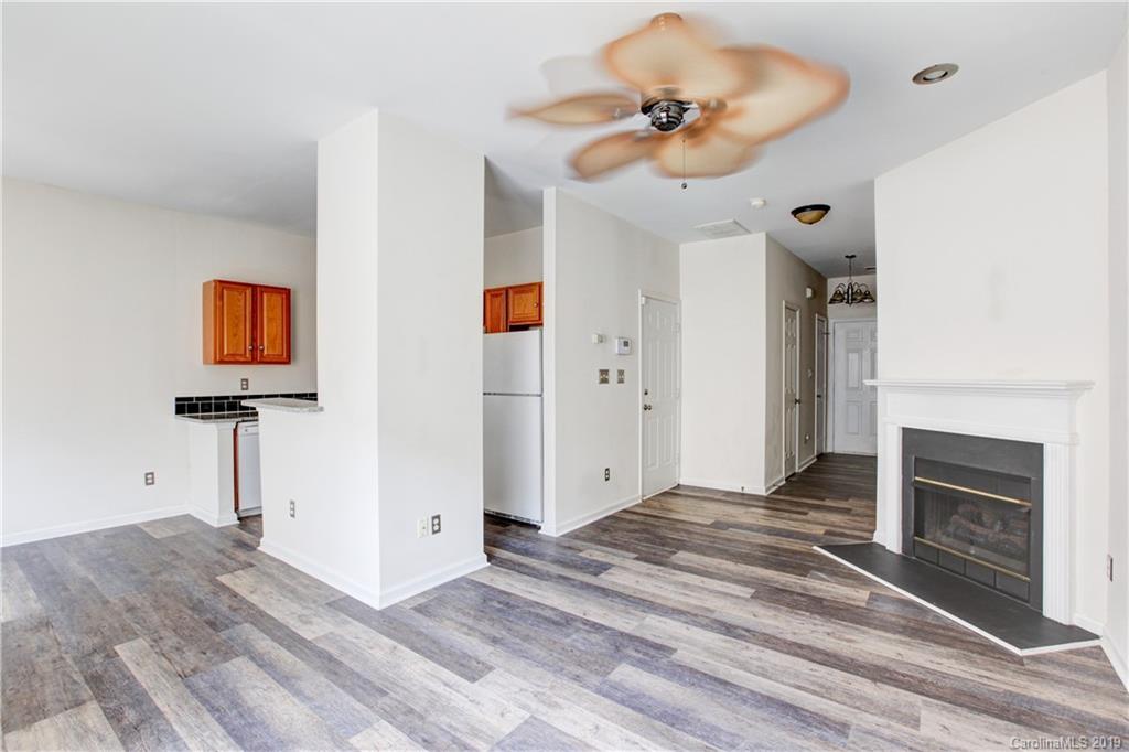 2133 Lennox Square Road Charlotte, NC 28210 - Photo 4 of 23 Gallery Image 4