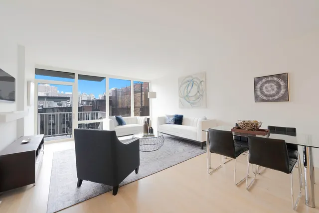 $10,500 | 340 East 23rd Street, Unit 5M | Gramercy