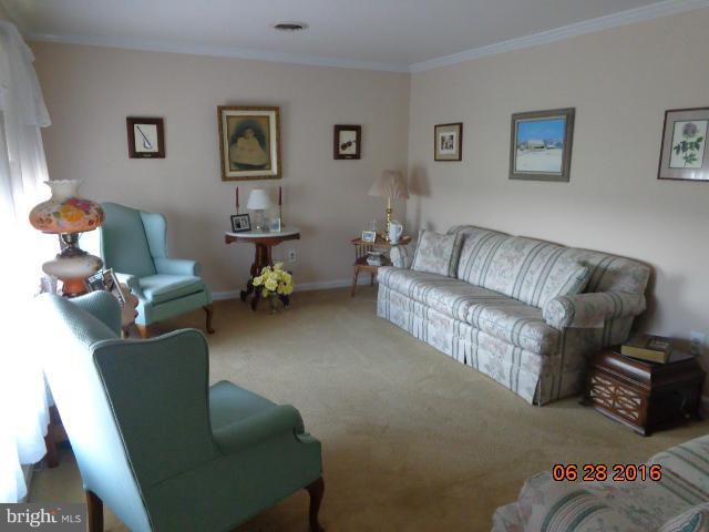 13002 Blairs Valley Road Clear Spring, MD 21722 - Photo 8 of 25 Living Room