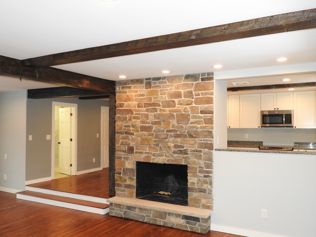 278 River Road Andover, MA 01810 - Photo 3 of 20 Gallery Image 3
