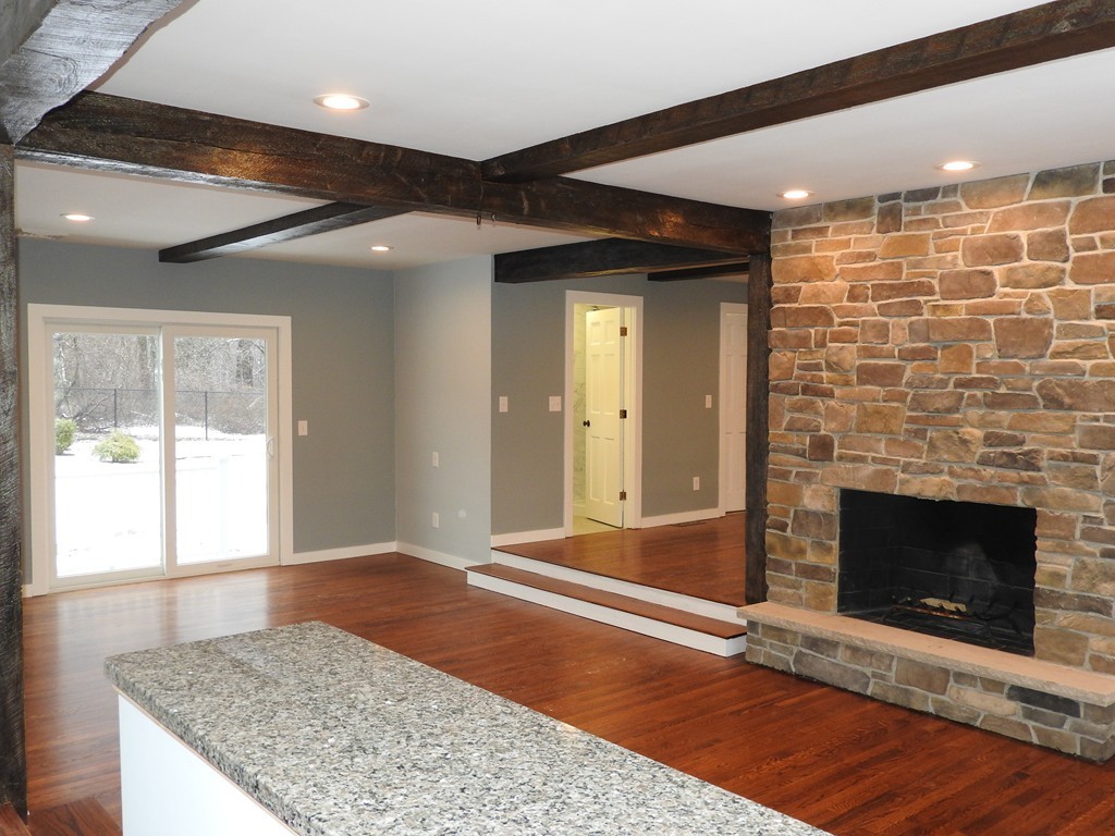 278 River Road Andover, MA 01810 - Photo 7 of 20 Gallery Image 7