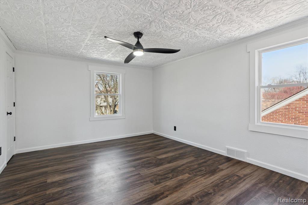 14544 Ashton Road Detroit, MI 48223 - Photo 20 of 40