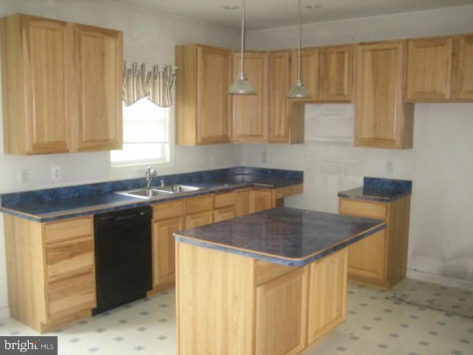 3104 Mail Road Westminster, MD 21157 - Photo 8 of 21 Kitchen