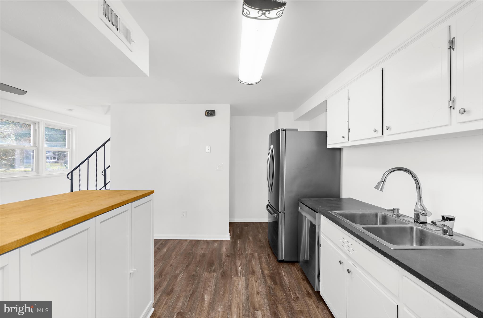 5114 Shelbourne Road Halethorpe, MD 21227 - Photo 13 of 38