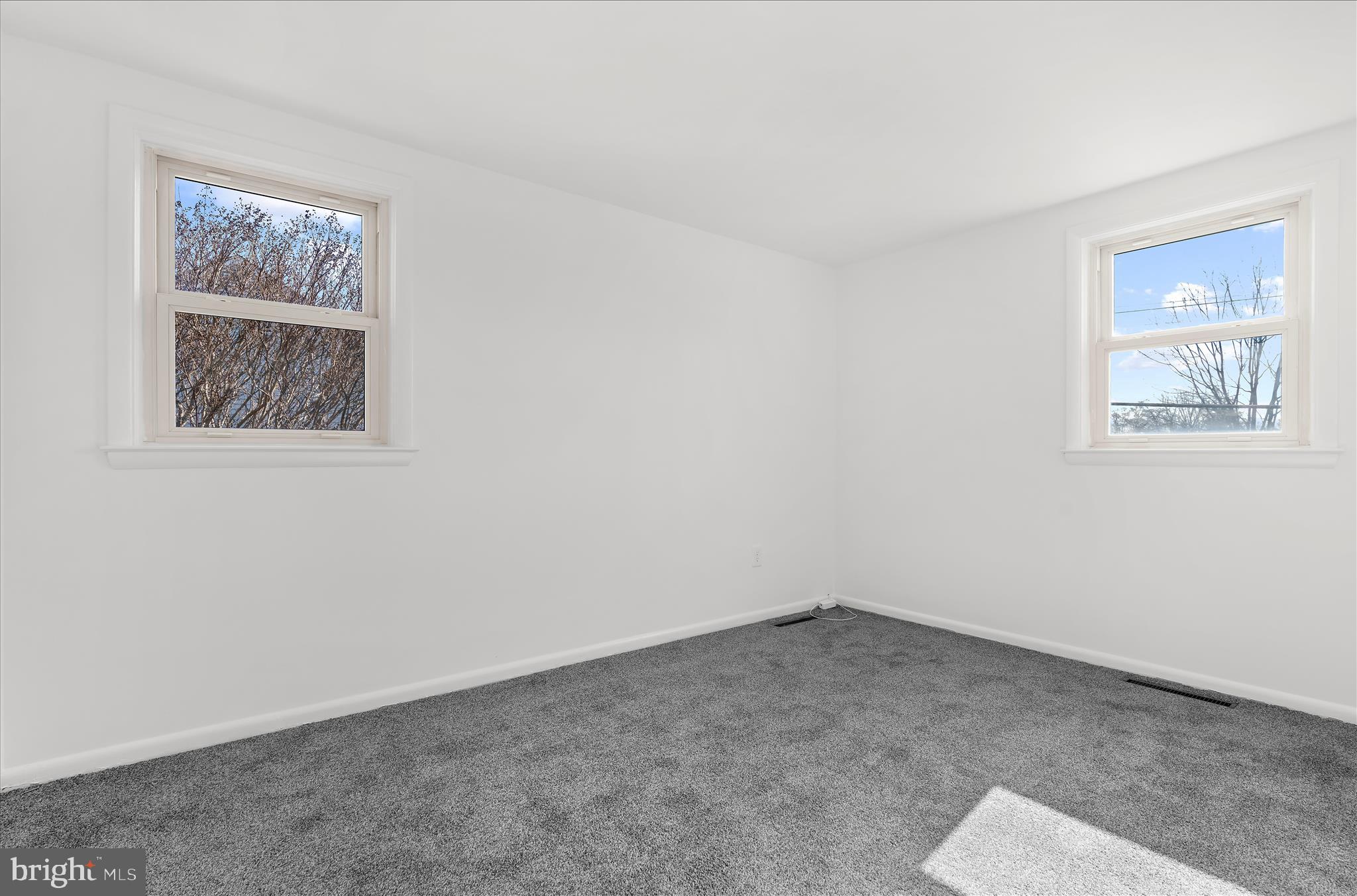 5114 Shelbourne Road Halethorpe, MD 21227 - Photo 17 of 38