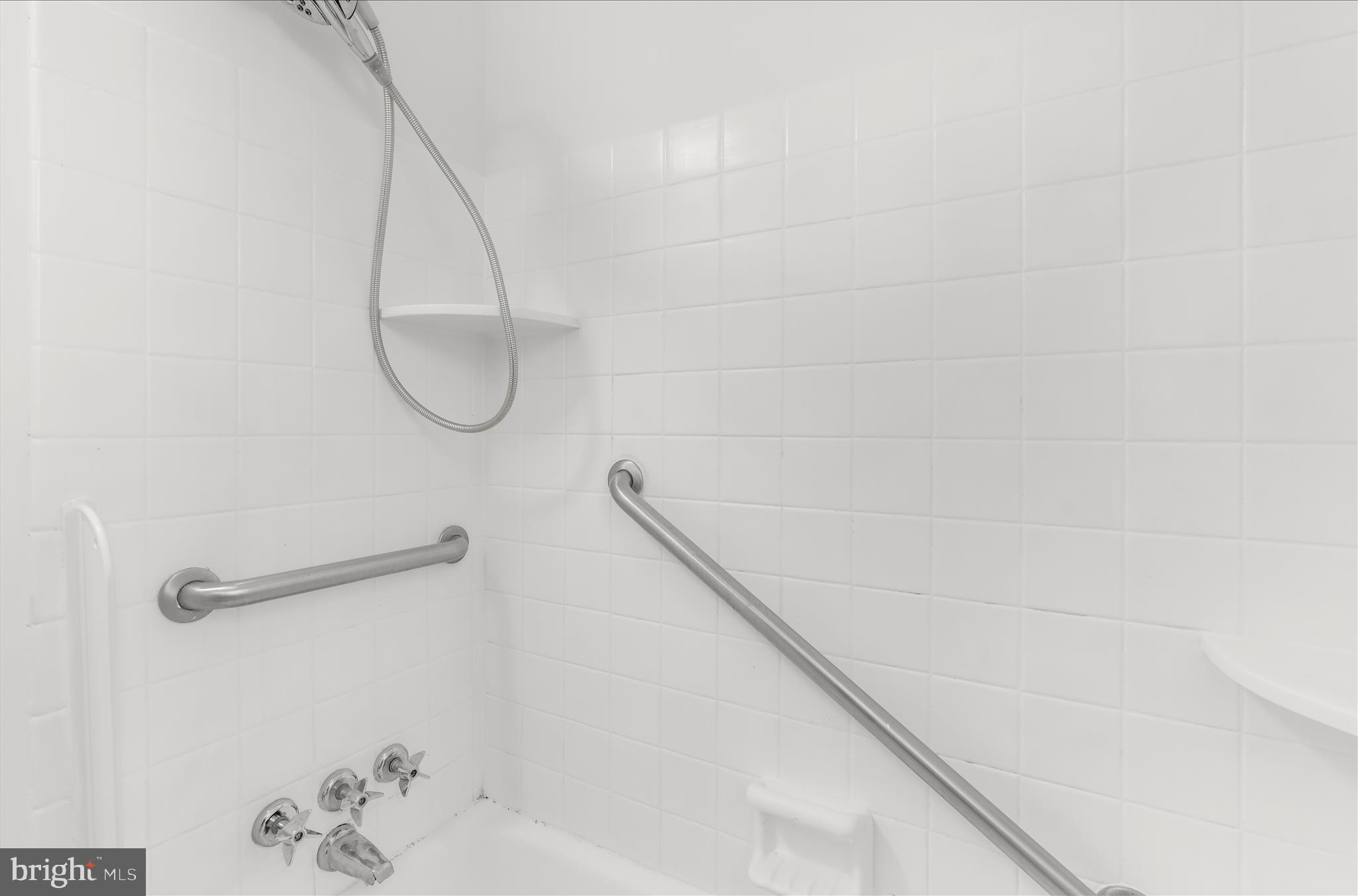 5114 Shelbourne Road Halethorpe, MD 21227 - Photo 21 of 38