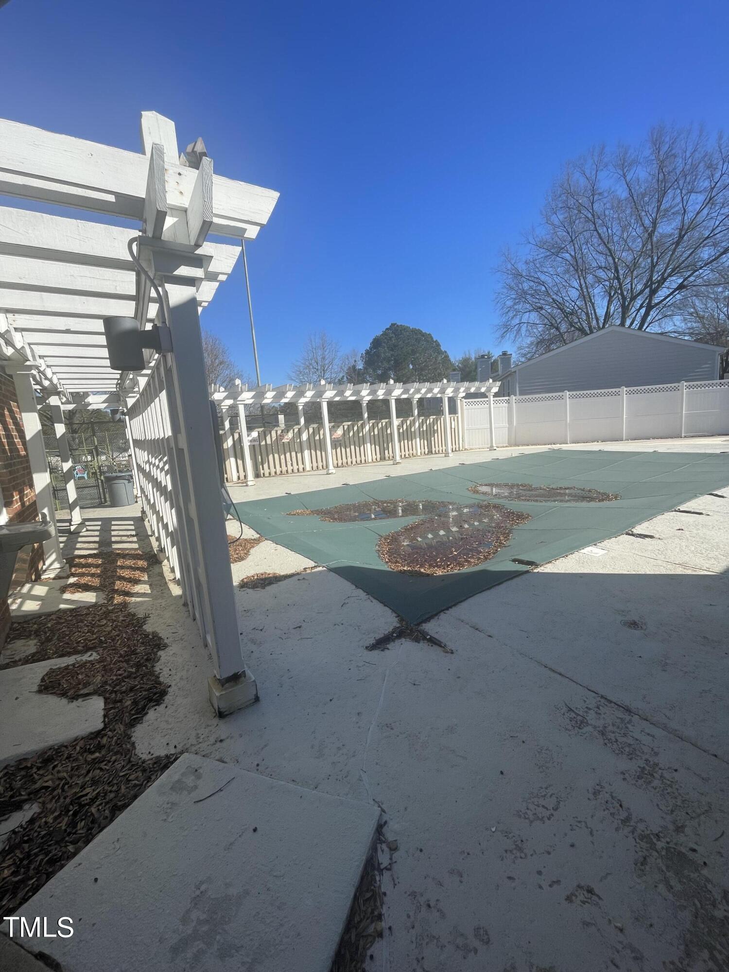 7631 Falcon Rest Circle Raleigh, NC 27615 - Photo 23 of 24 Falcon Rest 2.03.24-5