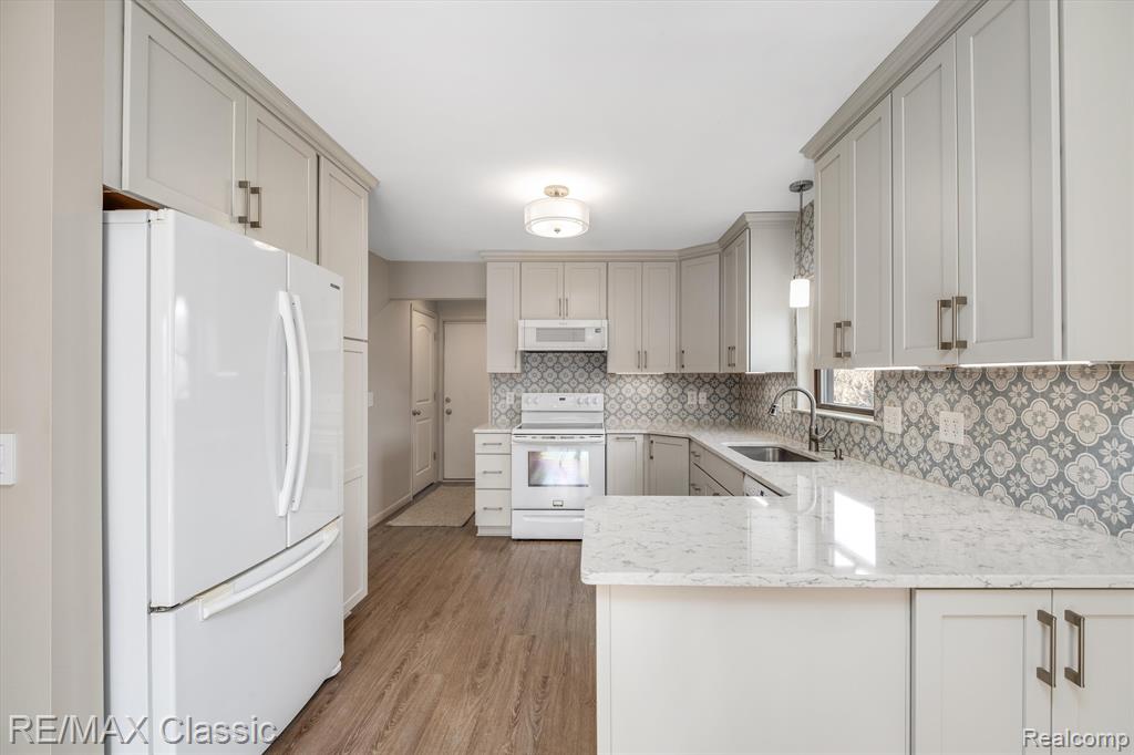 15872 Summit Court Macomb, MI 48044 - Photo 10 of 44 Gallery Image 10