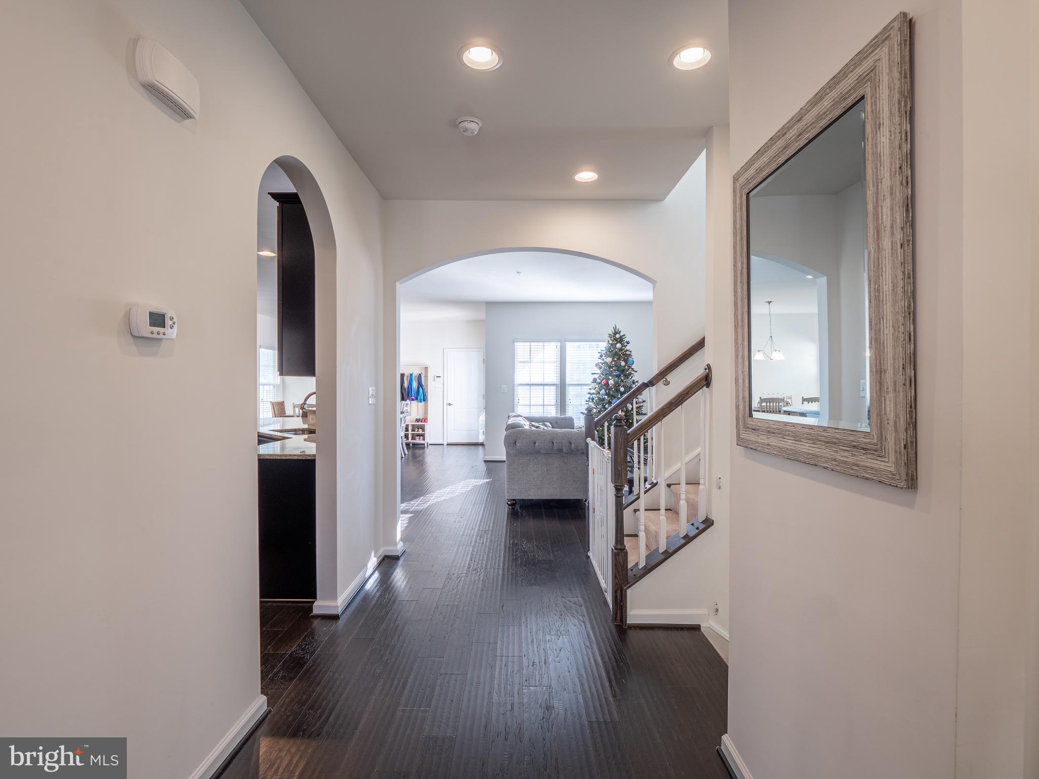 22441 Newcut Road Clarksburg, MD 20871 - Photo 8 of 33 Gallery Image 8