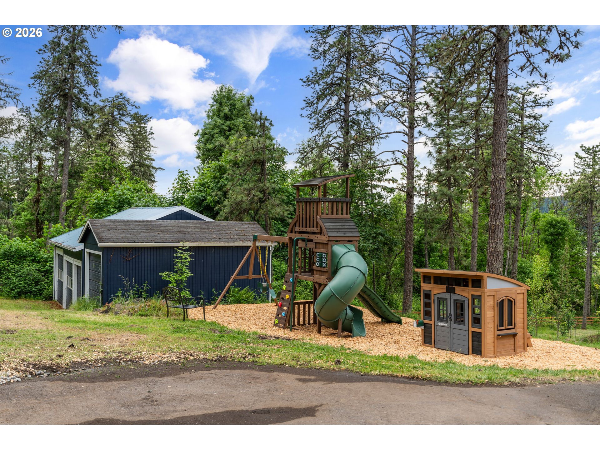 89093 Marcola Road Springfield, OR 97478 - Photo 24 of 25 a house view with a garden space