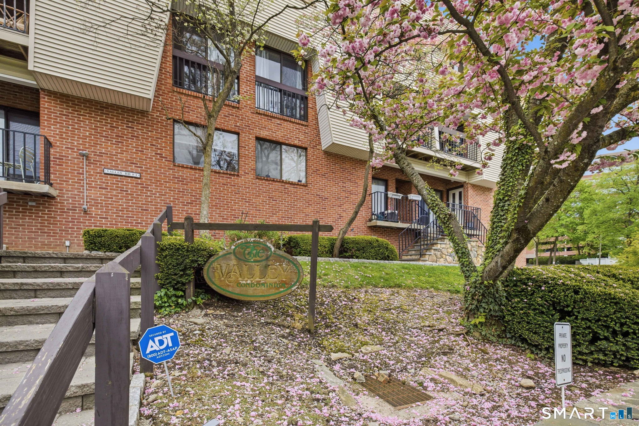 1 Valley Road, Unit 207 Stamford, CT 06902 - Photo 21 of 30