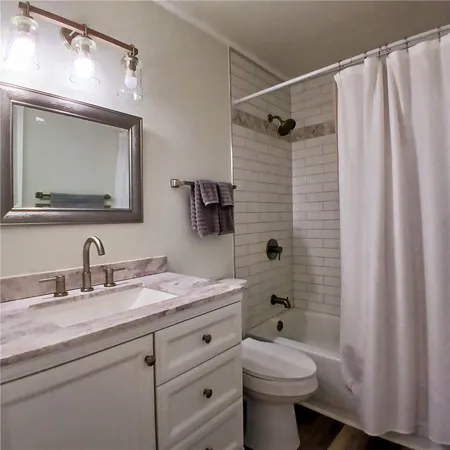 $1,800 | 605 Marshview Cir Drive, Brunswick, GA 31520