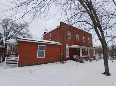 a house view with a outdoor space