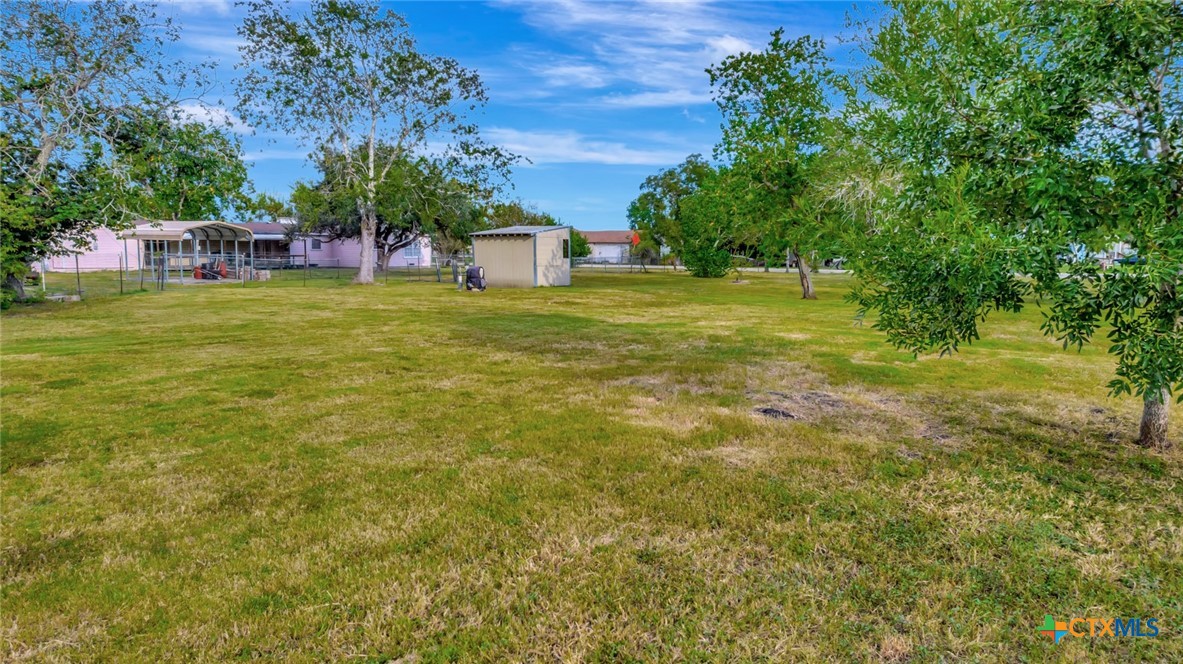 10610 Highway 185 Victoria, TX 77905 - Photo 20 of 31