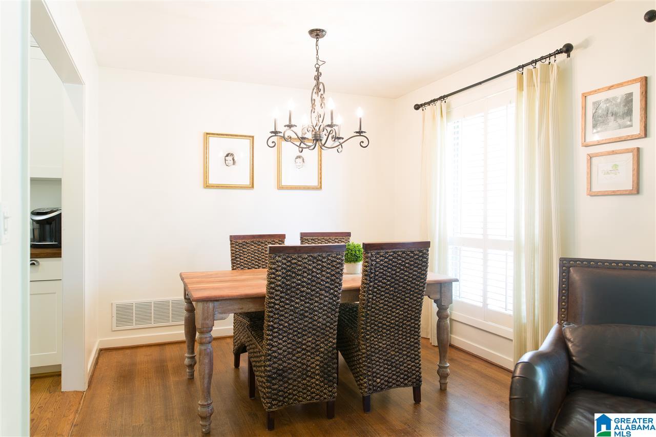4384 MountainDale Road Birmingham, AL 35213 - Photo 3 of 15