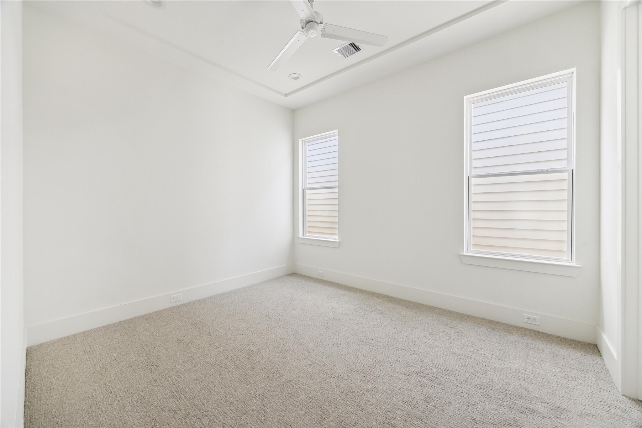 5305 Lambeth Riverside Drive Houston, TX 77091 - Photo 24 of 30 The second of the two guest bedrooms is located at the end of the hallway from the master bedroom, with walk-in closets and attached bathroom designed to provide privacy allowing all your guests to enjoy a comfortable stay in this elegant home.